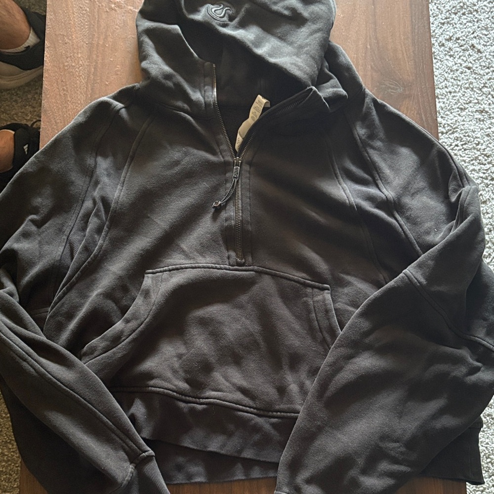 Lululemon half zip scuba